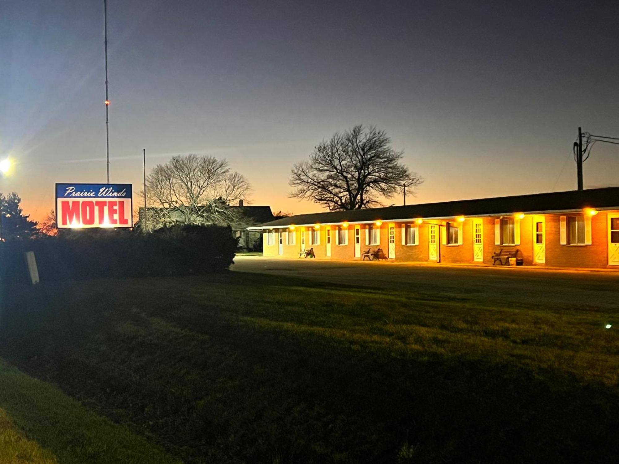 Oyo Hotel Prairie Winds Carthage Keokuk Hwy 136 Ngoại thất bức ảnh