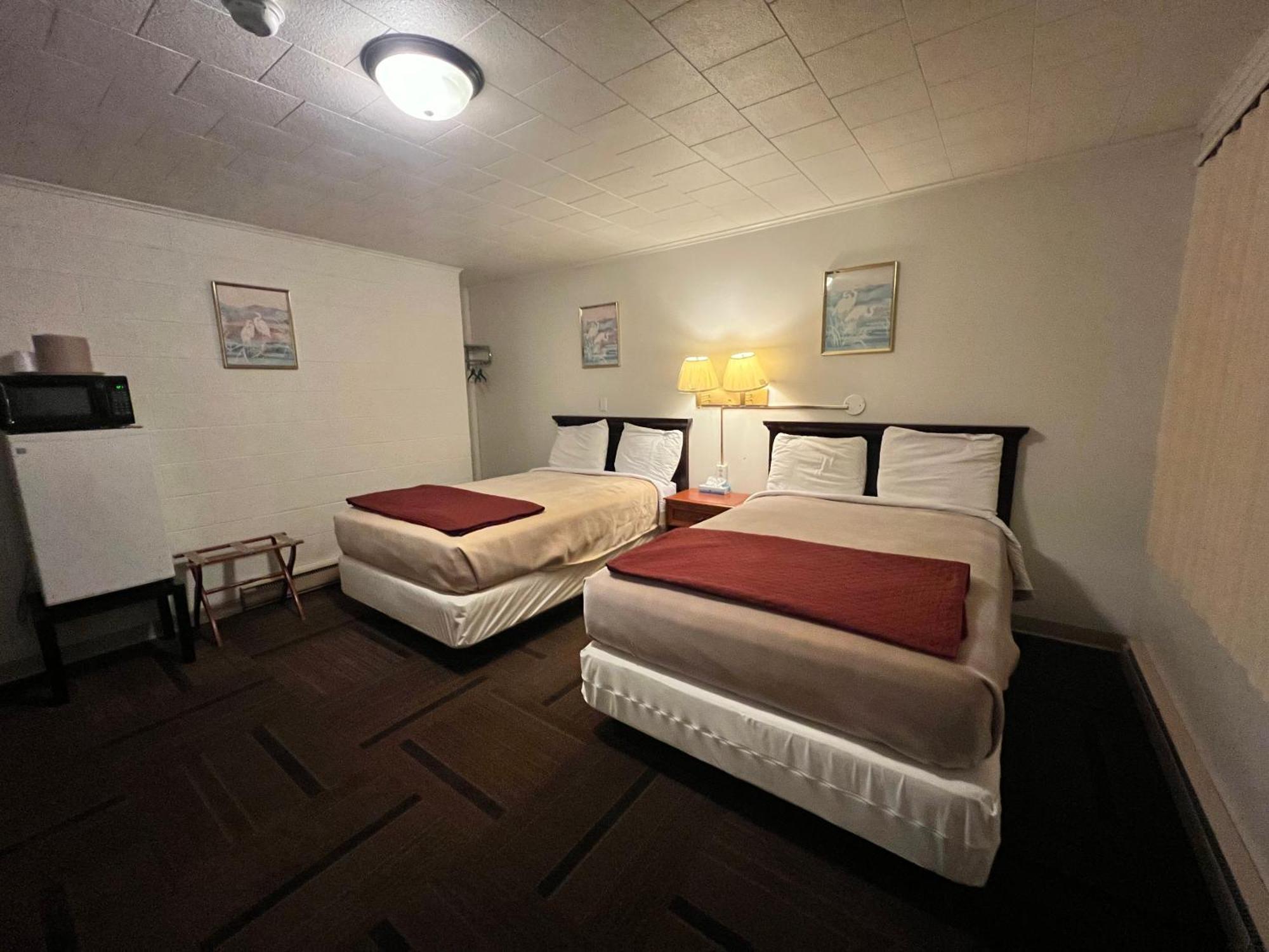 Oyo Hotel Prairie Winds Carthage Keokuk Hwy 136 Ngoại thất bức ảnh